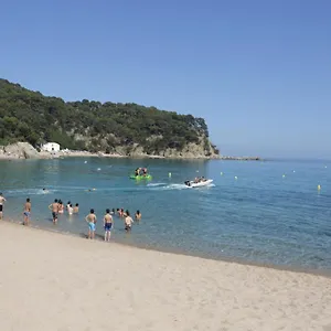 https://happy-camp-mobile-homes-in-camping-cala-canyelles.topcostabravahotels.com